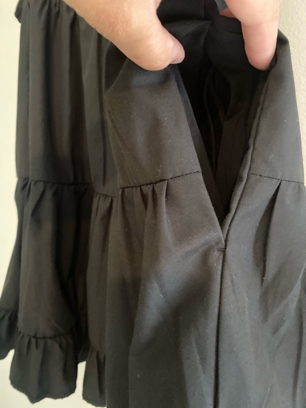 Abercrombie Black Ruffle Sleeve Mini Dress - Picture 3 of 4